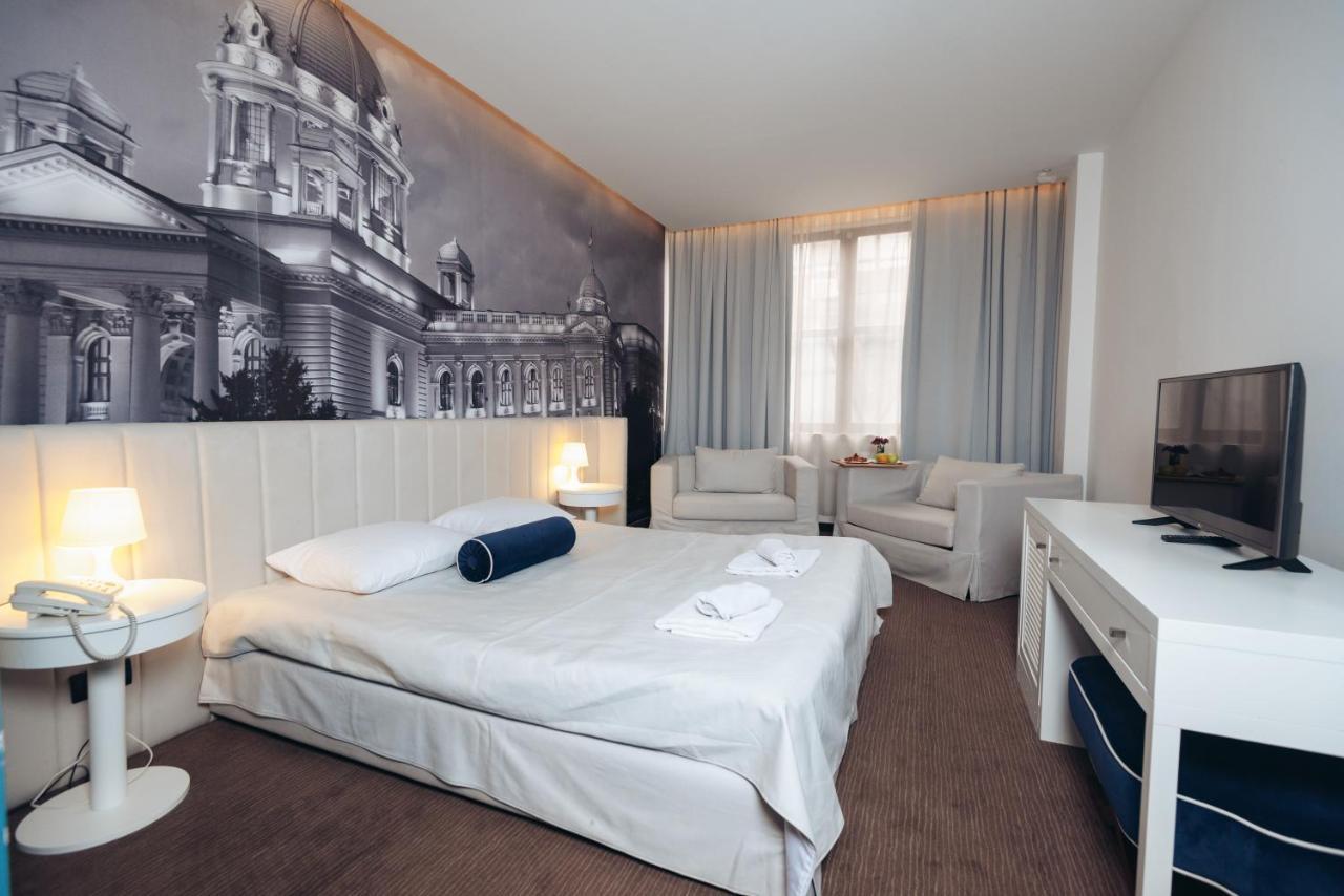 Hotel Passport Belgrado Buitenkant foto