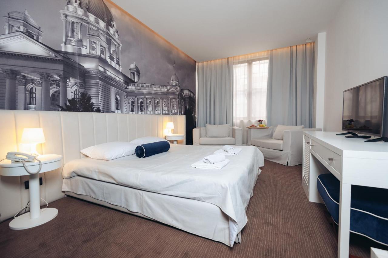 Hotel Passport Belgrado Buitenkant foto