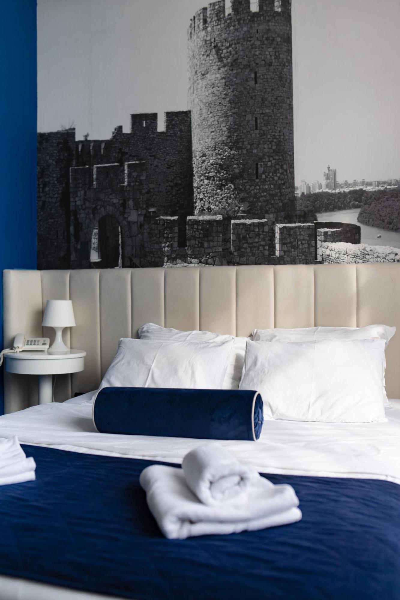 Hotel Passport Belgrado Buitenkant foto