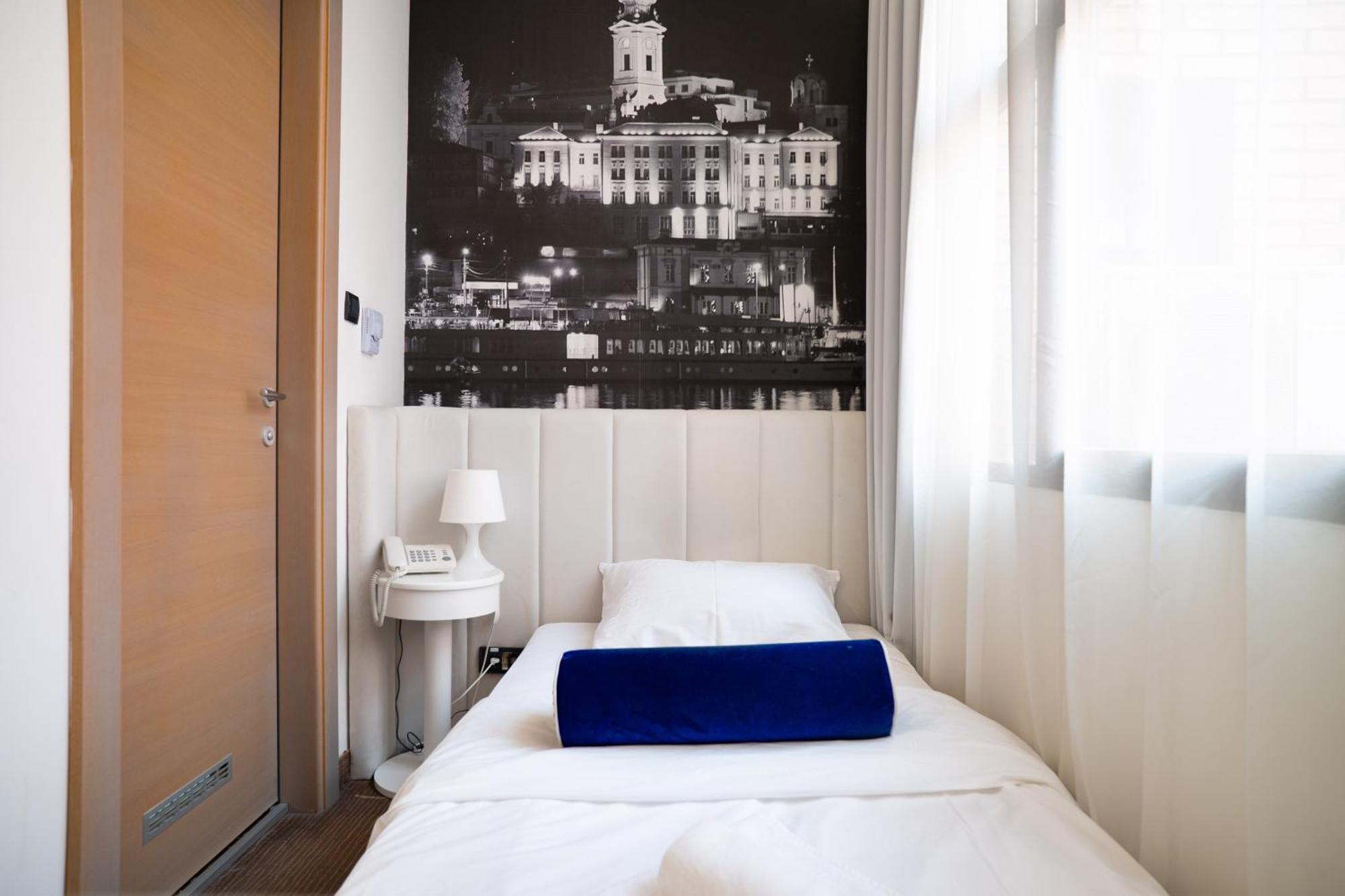 Hotel Passport Belgrado Buitenkant foto